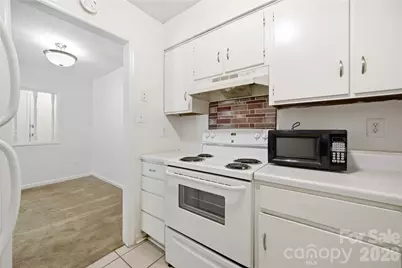 7984 Shady Oak Trail #189, Charlotte, NC 28210 - Photo 17