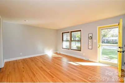 9313 Trinity Road, Charlotte, NC 28216 - Photo 7