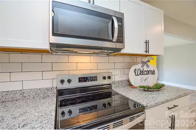 9313 Trinity Road, Charlotte, NC 28216 - Photo 15