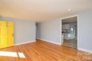9313 Trinity Rd, Charlotte, NC 28216 - Photo 9