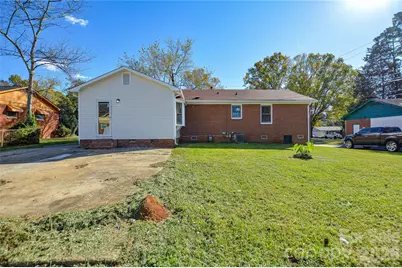 9313 Trinity Road, Charlotte, NC 28216 - Photo 33