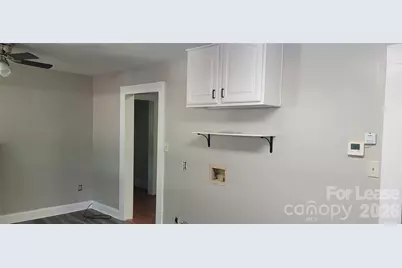 212 E Bell Street, Statesville, NC 28677 - Photo 7