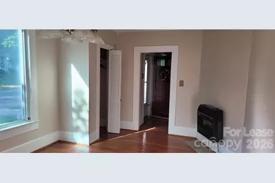 212 E Bell Street, Statesville, NC 28677 - Photo 3