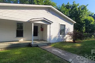 212 E Bell St, Statesville, NC 28677 - Photo 1