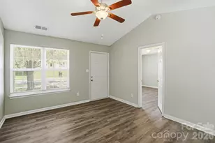2928 Westwinds Ct, Charlotte, NC 28214 - Photo 5