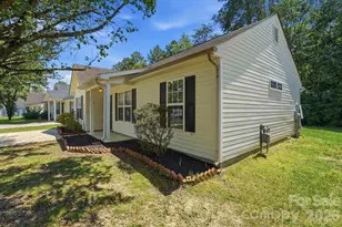 2928 Westwinds Ct, Charlotte, NC 28214 - Photo 3