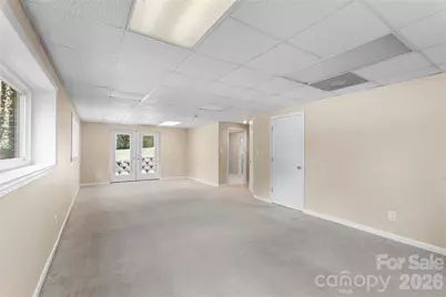 221 Kingsway Circle, Charlotte, NC 28214 - Photo 33