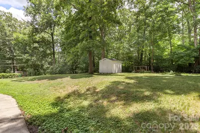 221 Kingsway Circle, Charlotte, NC 28214 - Photo 43