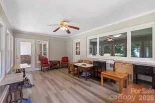 221 Kingsway Cir, Charlotte, NC 28214 - Photo 23