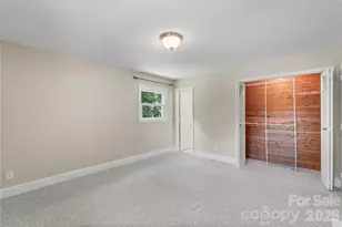 221 Kingsway Cir, Charlotte, NC 28214 - Photo 25