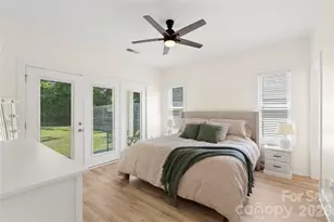 1613 Newcastle St, Charlotte, NC 28216 - Photo 21