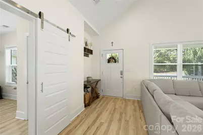 1613 Newcastle Street, Charlotte, NC 28216 - Photo 7