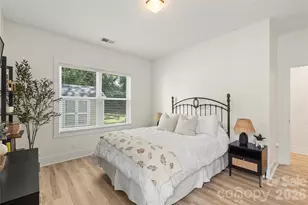 1613 Newcastle St, Charlotte, NC 28216 - Photo 29