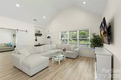 1613 Newcastle Street, Charlotte, NC 28216 - Photo 9