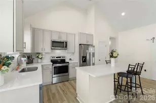 1613 Newcastle St, Charlotte, NC 28216 - Photo 15