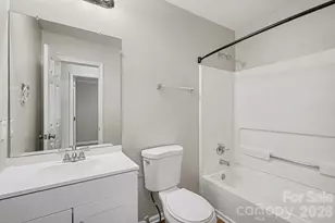 8904 Brown Oak Ct, Charlotte, NC 28227 - Photo 15