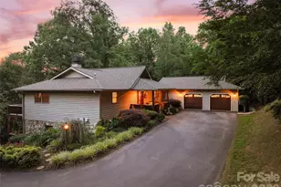 359 Saddlebrook Ln, Clyde, NC 28721 - Photo 3