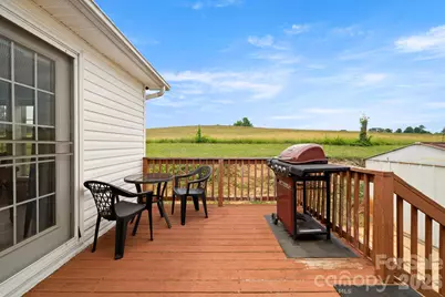 30 Countryside Drive, Hendersonville, NC 28792 - Photo 19