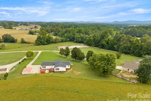30 Countryside Dr, Hendersonville, NC 28792 - Photo 37