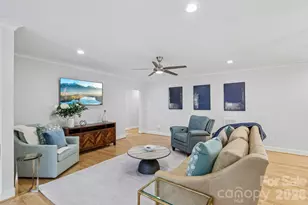 1315 Holmes Dr, Charlotte, NC 28209 - Photo 7