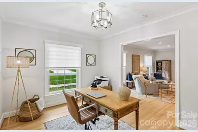 1315 Holmes Drive, Charlotte, NC 28209 - Photo 11