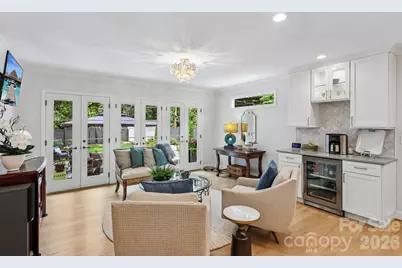 1315 Holmes Drive, Charlotte, NC 28209 - Photo 11
