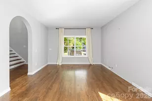 404 Stratford Rd, Asheville, NC 28804 - Photo 9