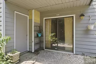 2900 Heathstead Place, Charlotte, NC 28210 - Photo 25