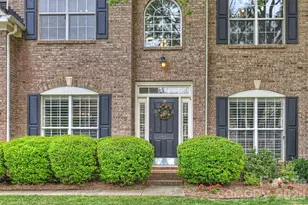 9318 Autumn Applause Dr, Charlotte, NC 28277 - Photo 5