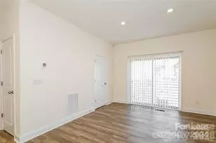 1005 S Msn Ln, Charlotte, NC 28271 - Photo 9