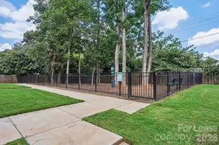 1005 S Msn Ln, Charlotte, NC 28271 - Photo 17