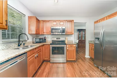 9824 Dauphine Drive, Charlotte, NC 28216 - Photo 9