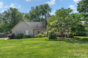 3 Carolewood Dr, Horse Shoe, NC 28742 - Photo 1