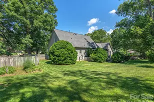 3 Carolewood Dr, Horse Shoe, NC 28742 - Photo 25