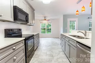 1005 Onotoa Dr, Indian Trail, NC 28079 - Photo 9