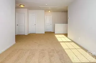 418 Grantham Ln, Charlotte, NC 28262 - Photo 9