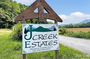 372 Shady Ridge Rd, Waynesville, NC 28785 - Photo 3