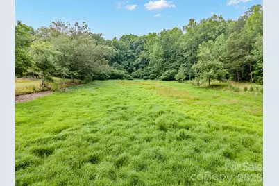 1147 Creekside Drive, Conover, NC 28613 - Photo 9