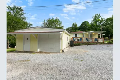 407 Hall Street, Hendersonville, NC 28739 - Photo 21
