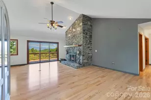 157 Kawani Ln, Brevard, NC 28712 - Photo 9