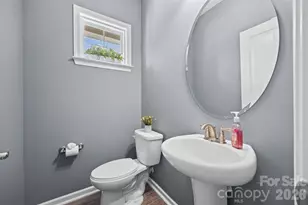 5125 Mt Clare Ln, Charlotte, NC 28210 - Photo 5