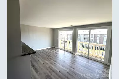 1604 Arlyn Circle #J, Charlotte, NC 28213 - Photo 3