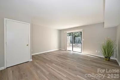 951 Hollywood Street, Charlotte, NC 28211 - Photo 31