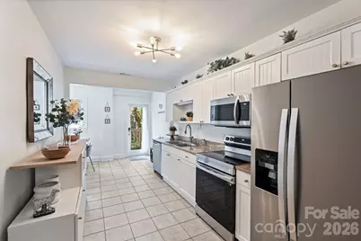 118 N Laurel Avenue, Charlotte, NC 28207 - Photo 7