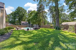 1721 Merry Oaks Rd, Charlotte, NC 28205 - Photo 39