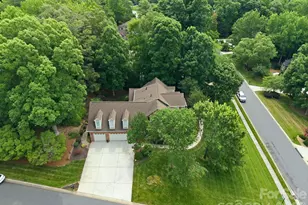 1016 Firethorne Club Dr, Waxhaw, NC 28173 - Photo 5