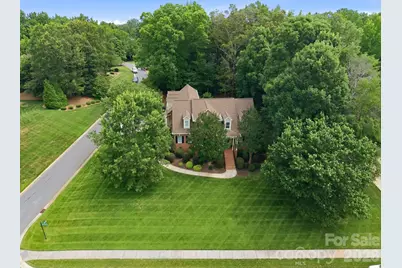 1016 Firethorne Club Drive, Waxhaw, NC 28173 - Photo 3
