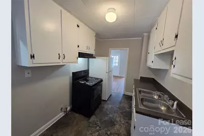 322 W McCubbins Street, Salisbury, NC 28144 - Photo 5