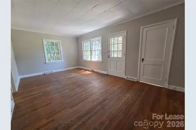 322 W McCubbins Street, Salisbury, NC 28144 - Photo 3