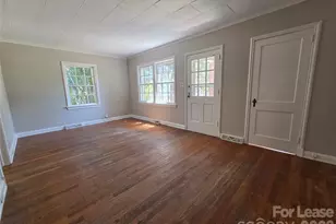322 W McCubbins St, Salisbury, NC 28144 - Photo 3